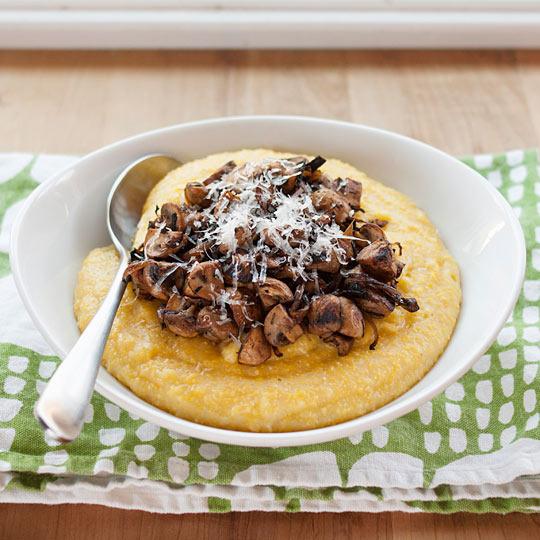 🥣 Creamy Italian Polenta with Mushrooms